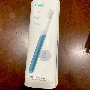 Quip Metal Toothbrush Limited Ed. (NEW)